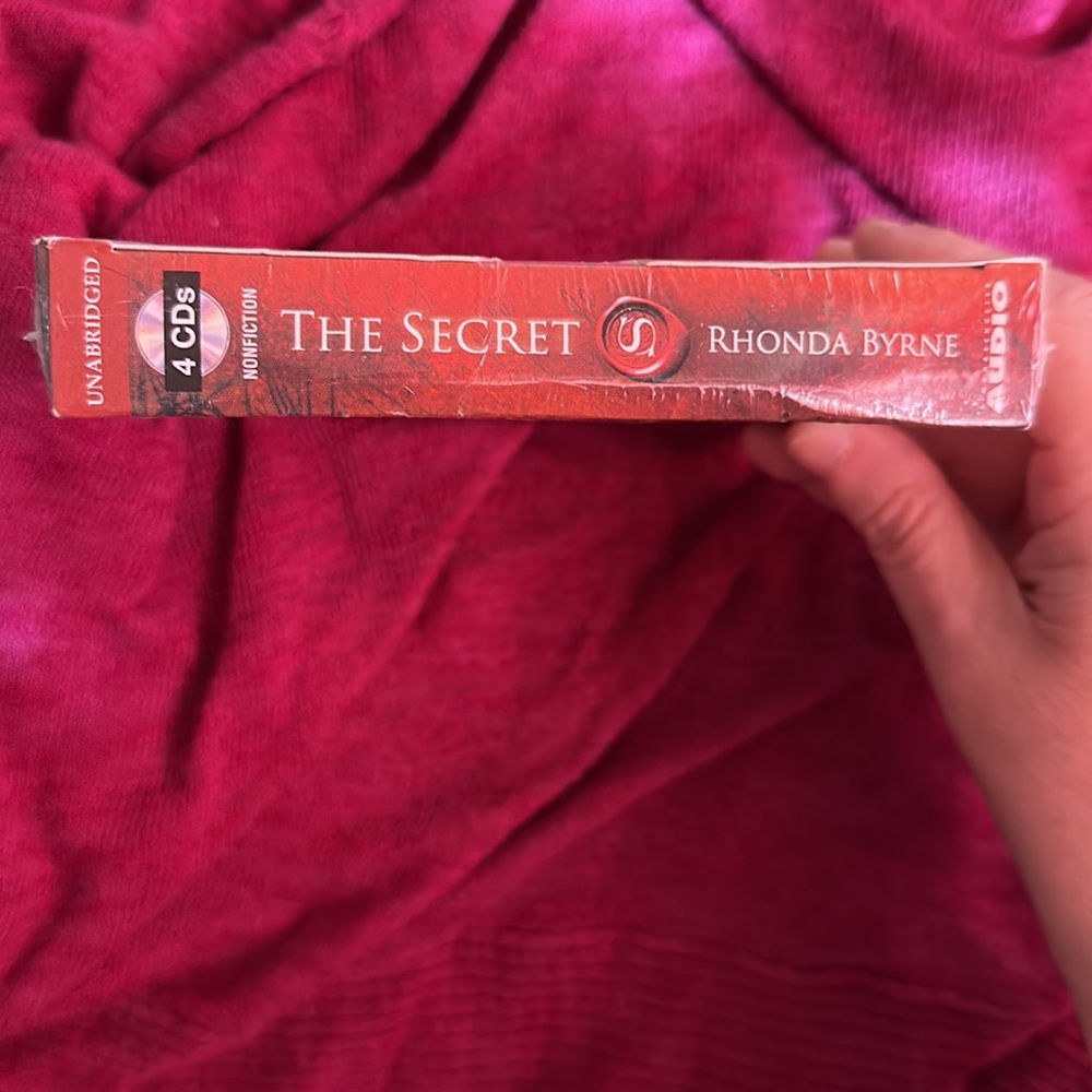 NWT AUDIOBOOK UNABRIDGED The Secret read by the author Rhonda Byrne and friends - Picture 5 of 8